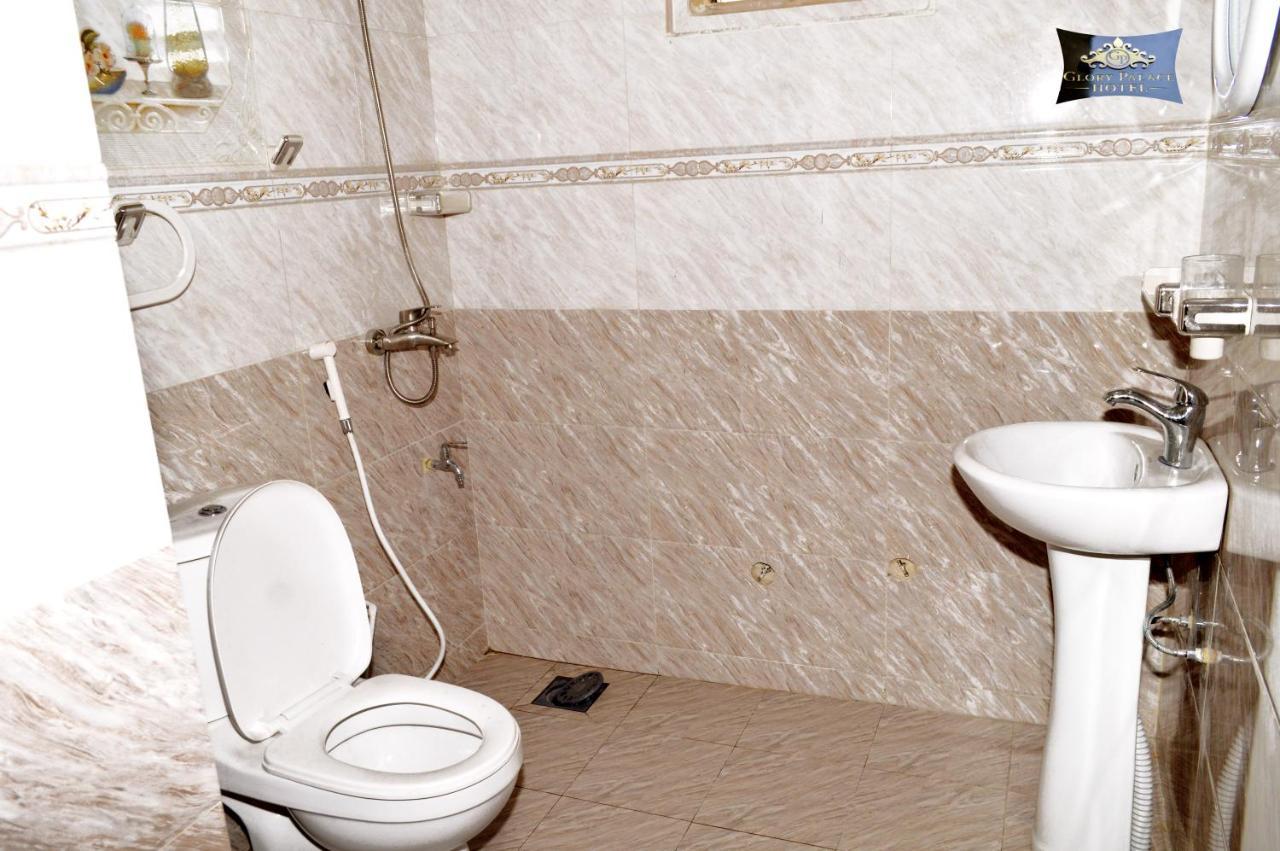 קוטונו Glory Palace Hotel מראה חיצוני תמונה