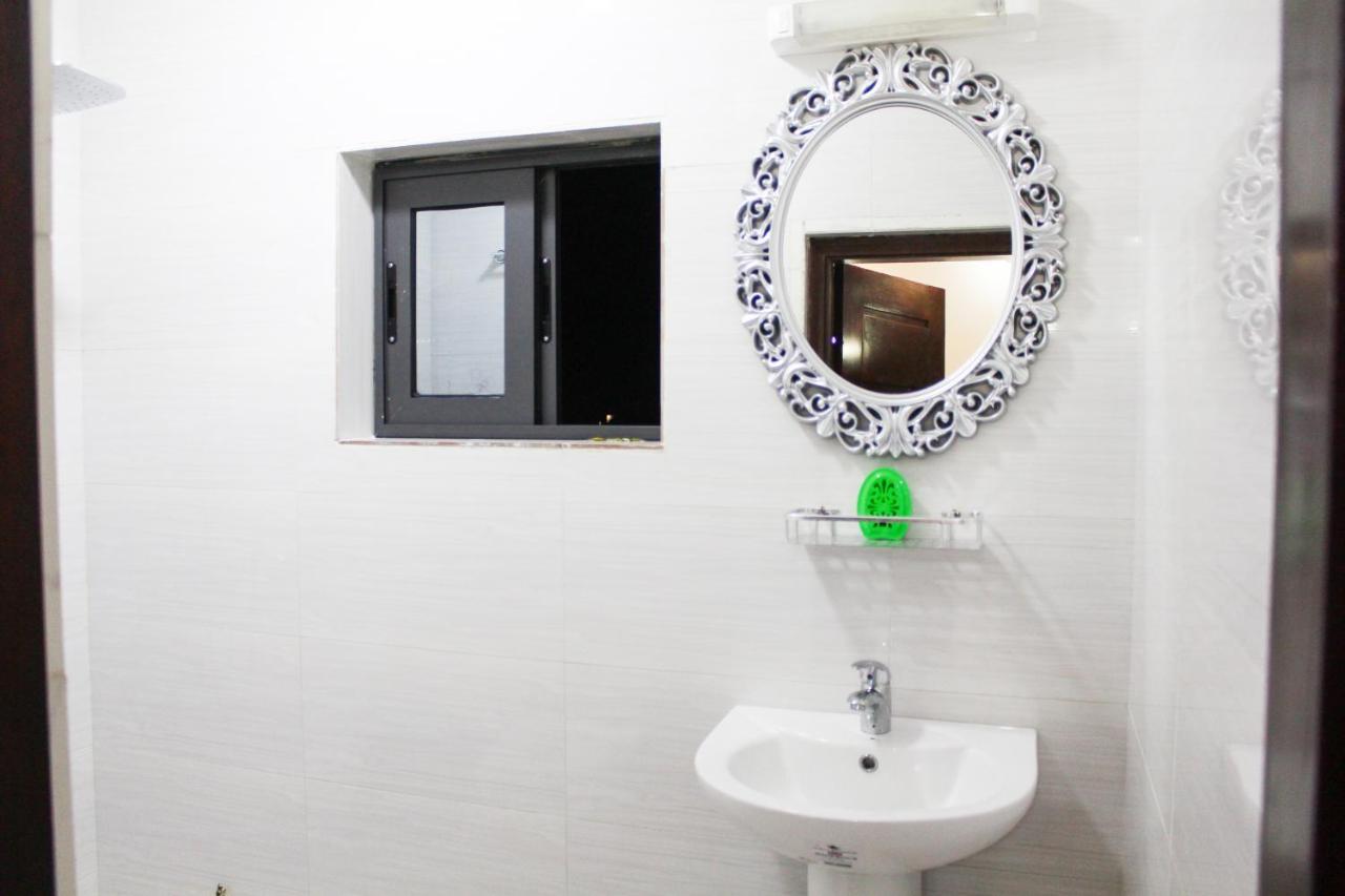 קוטונו Glory Palace Hotel מראה חיצוני תמונה